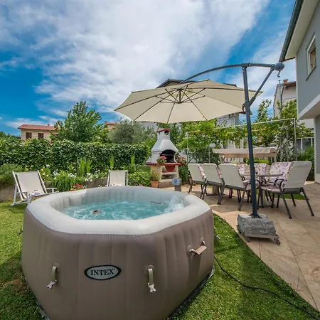 Markulin By Interhome Rubesi